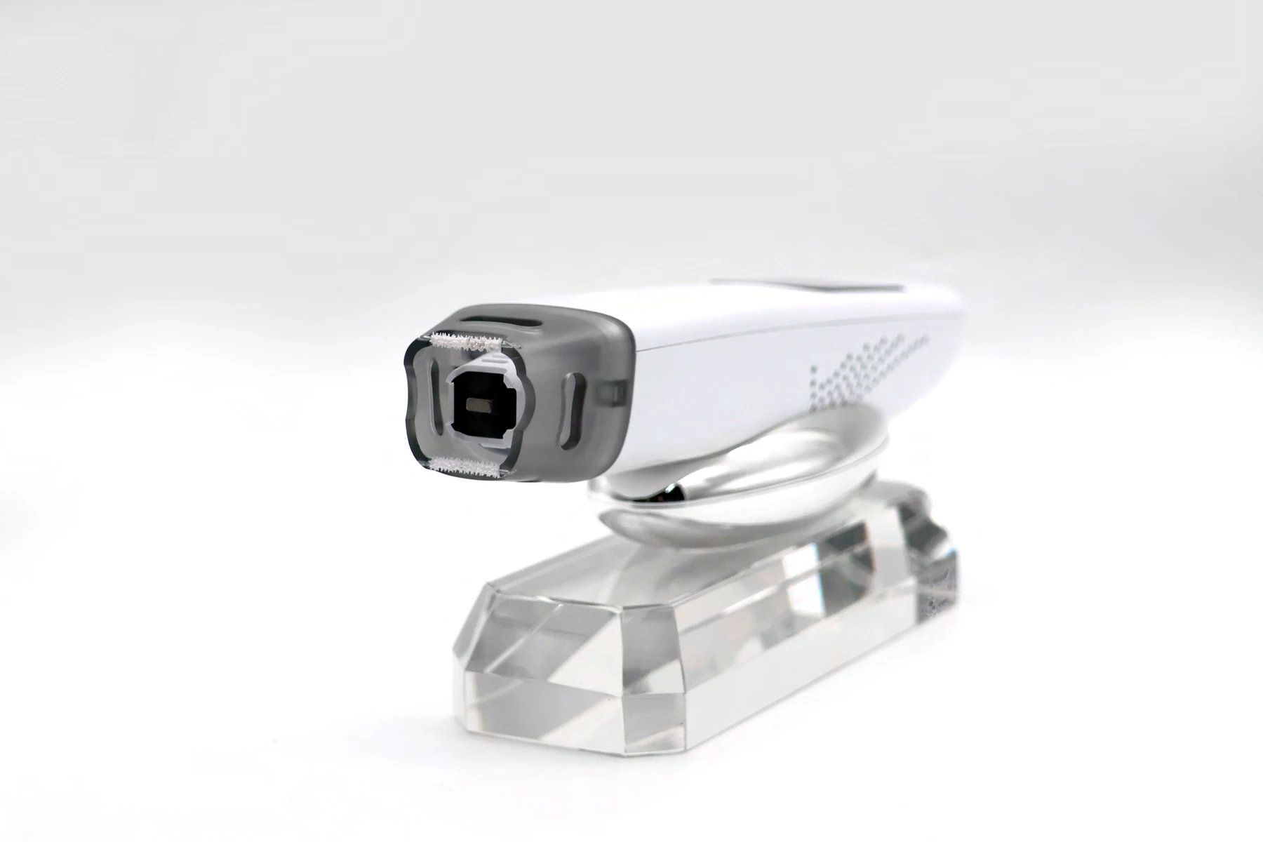 Close view of the T33 silver treatment head